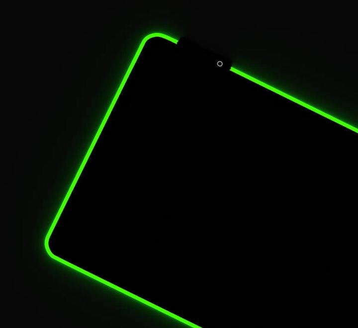 Mousepad cu Iluminare RGB, Microfibră + Cauciuc Antiderapant, Grosime 3mm, Negru, 80x30cm